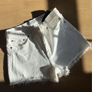 Abercrombie curve love the mom short high-rise NWT